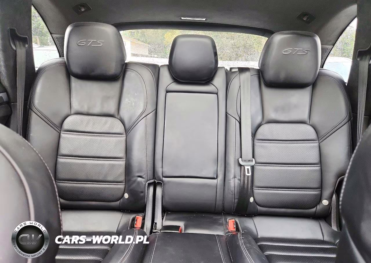 2016 Porsche Cayenne Gts VIN:WP1AD2A25GLA80116 - 10