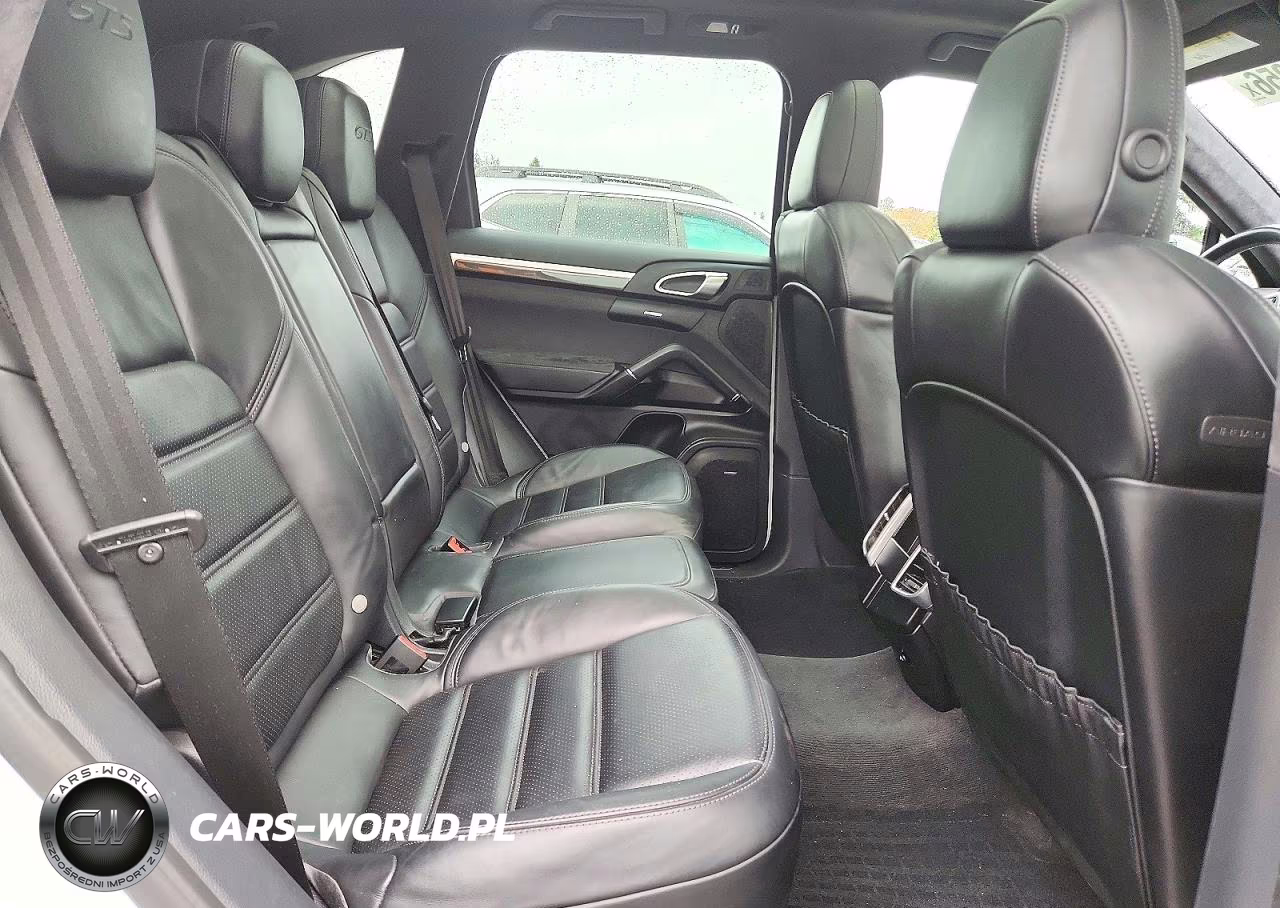 2016 Porsche Cayenne Gts VIN:WP1AD2A25GLA80116 - 11