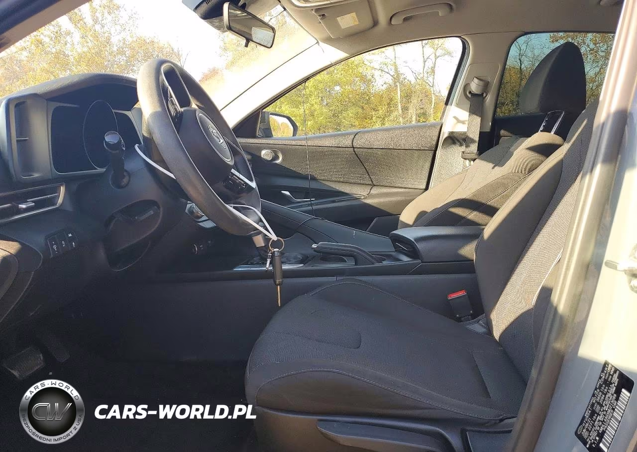 2021 Hyundai Elantra Se VIN:KMHLL4AGXMU213099 - 7
