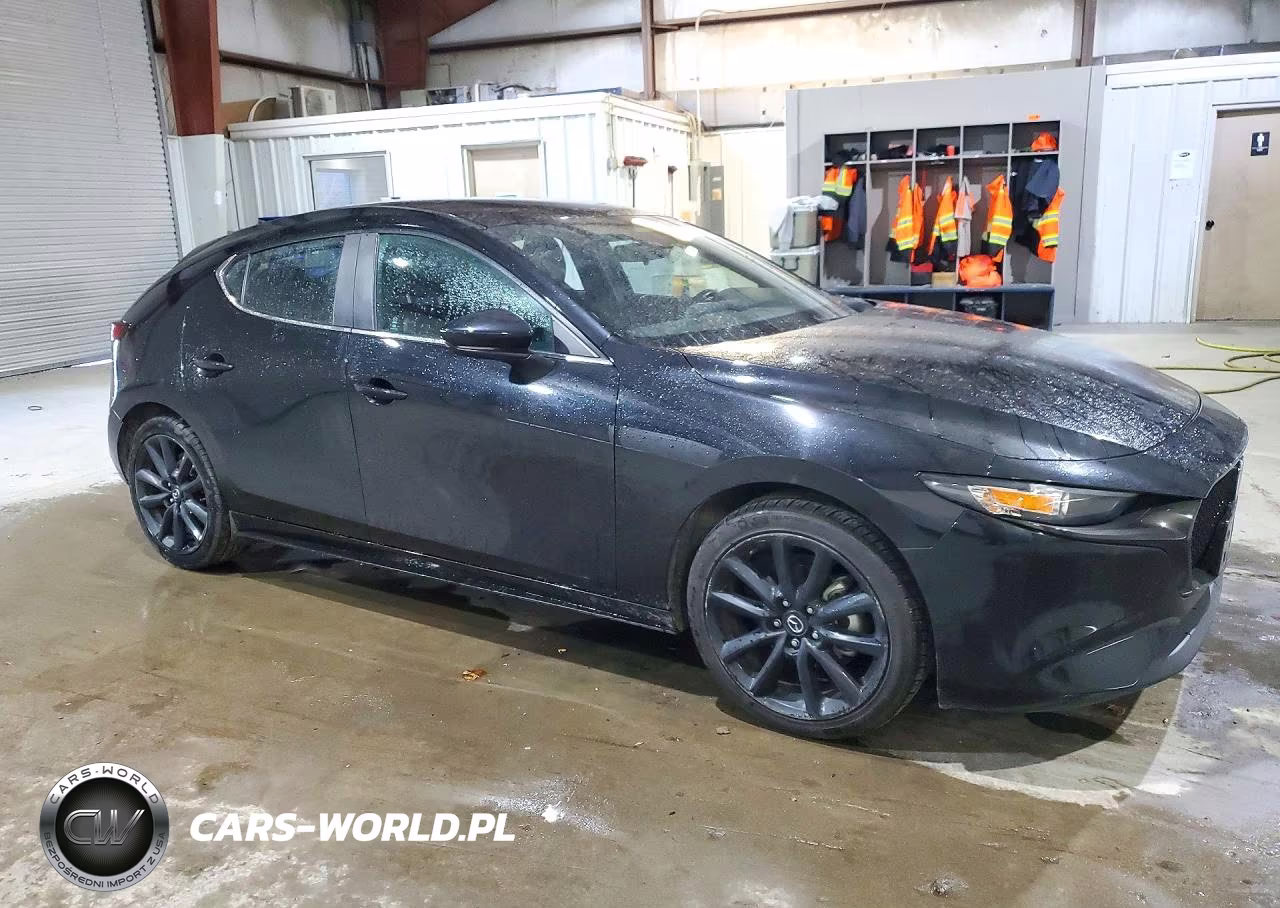 2024 Mazda 3 Select Sport VIN:JM1BPAKM3R1714190 - 4
