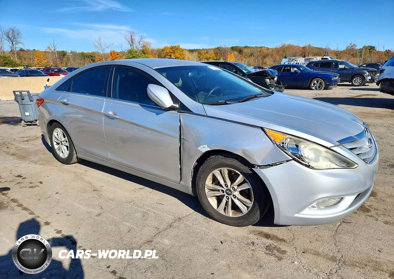 2013 Hyundai Sonata VIN:5NPEB4ACXDH613347 - 4