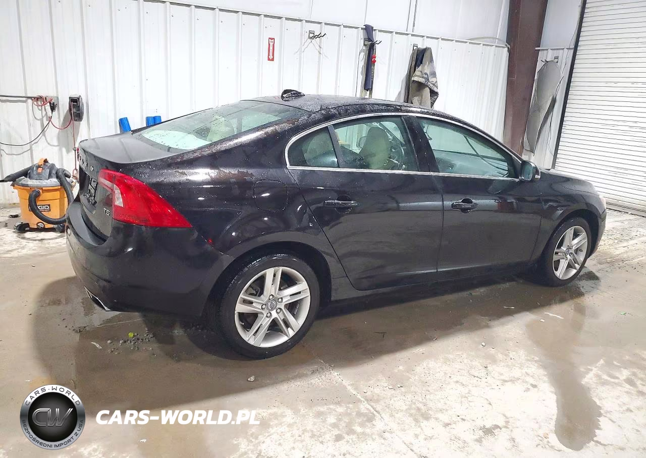 2015 Volvo S60 Premier VIN:YV126MFK2F1342165 - 3