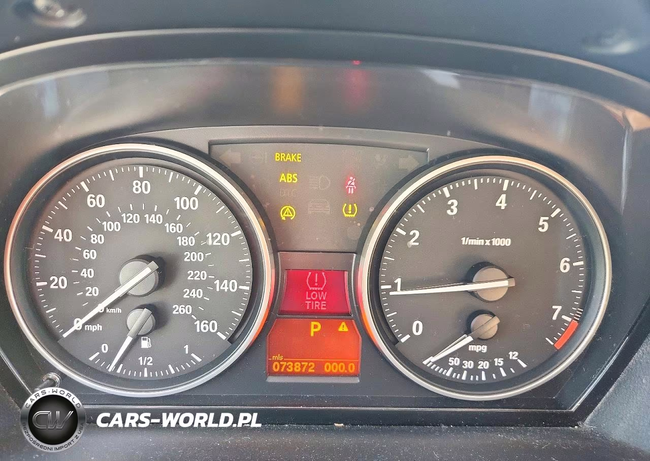 2009 BMW 328 Xi VIN:WBAPK73569A455500 - 9