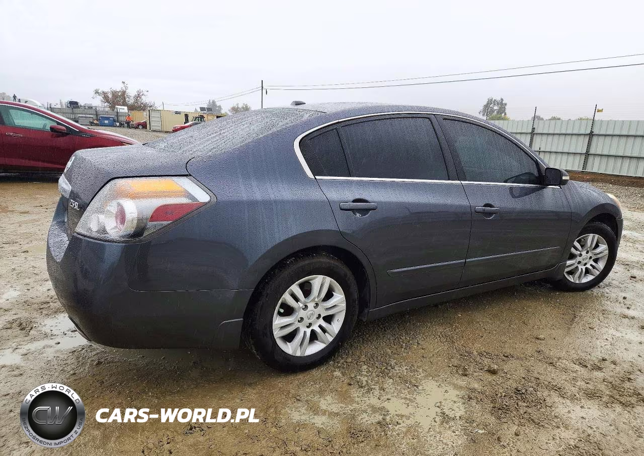 2010 Nissan Altima 2.5 VIN:1N4AL2AP1AC184440 - 3