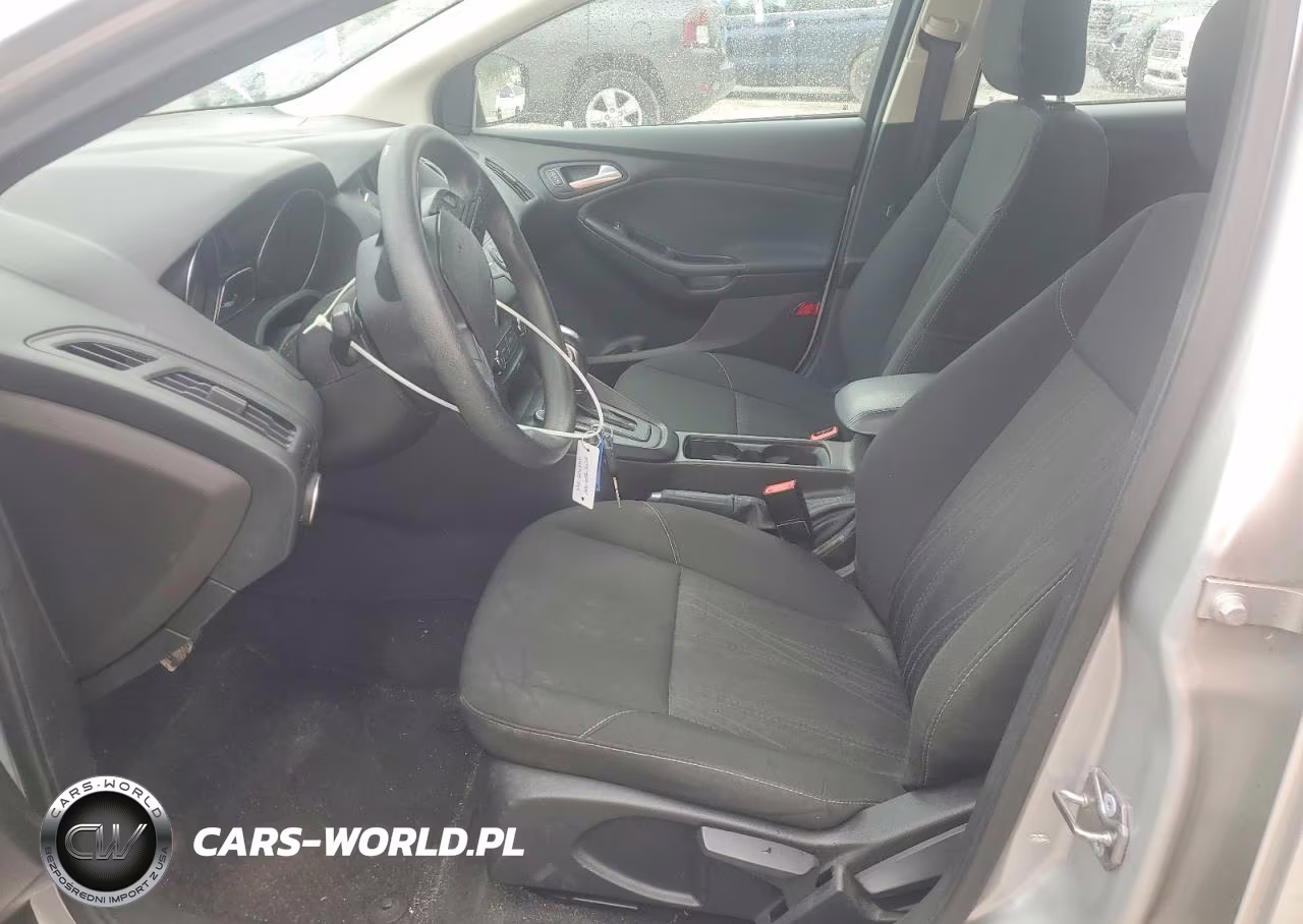 2016 Ford Focus Se VIN:1FADP3K21GL345078 - 7