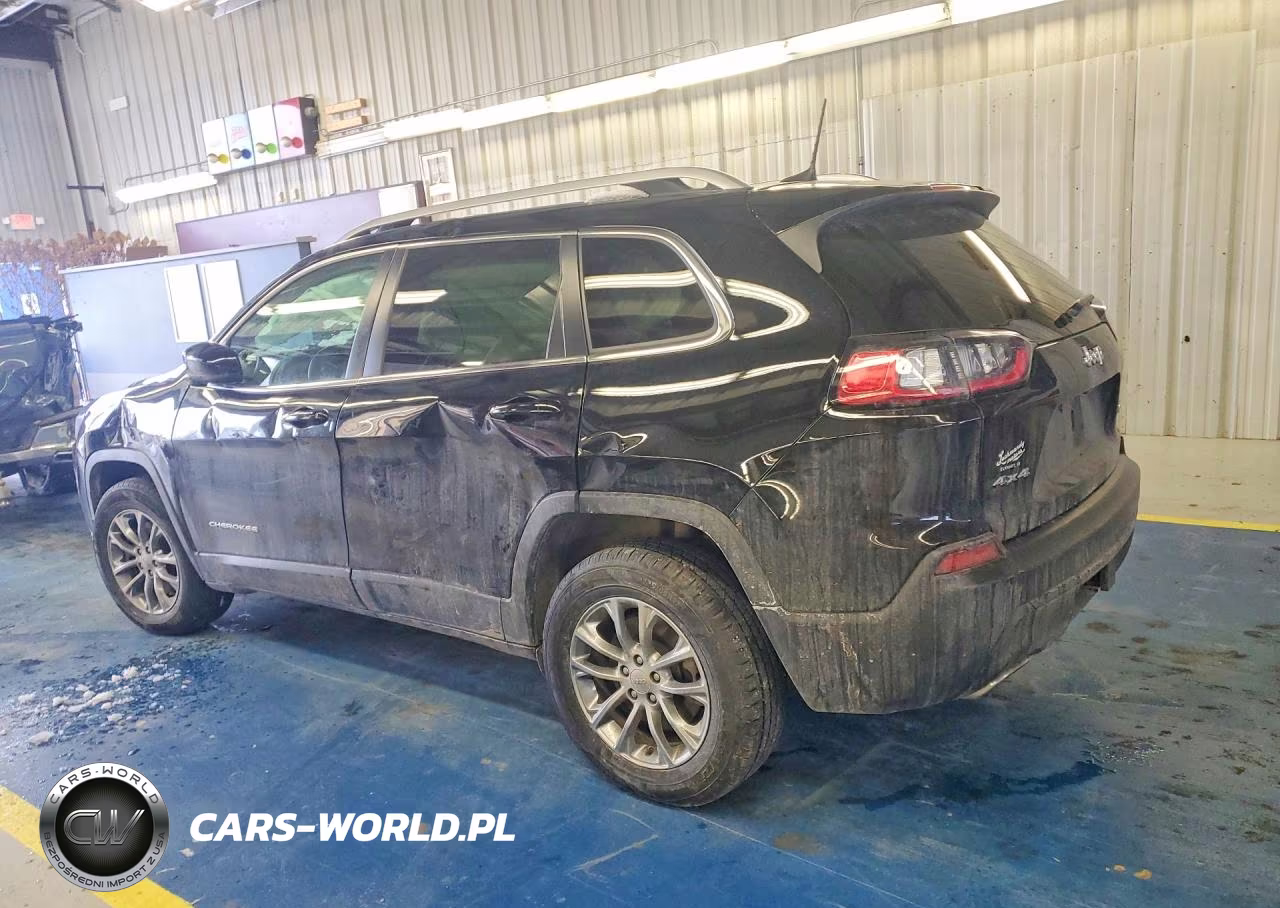 2019 Jeep Cherokee Latitude Plus VIN:1C4PJMLX6KD416996 - 2