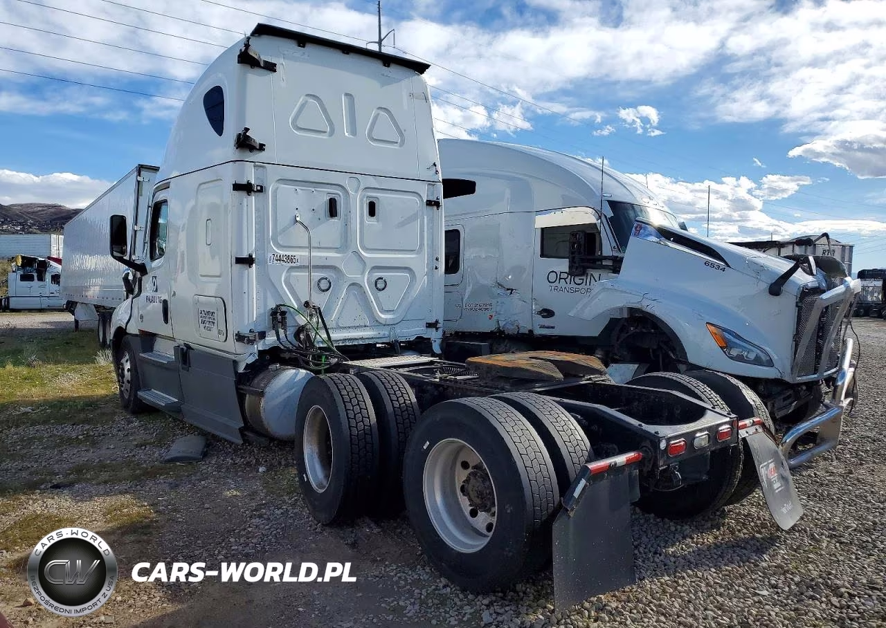 2021 Freightliner Cascadia 126 VIN:3AKJHHDR7MSMM7754 - 3