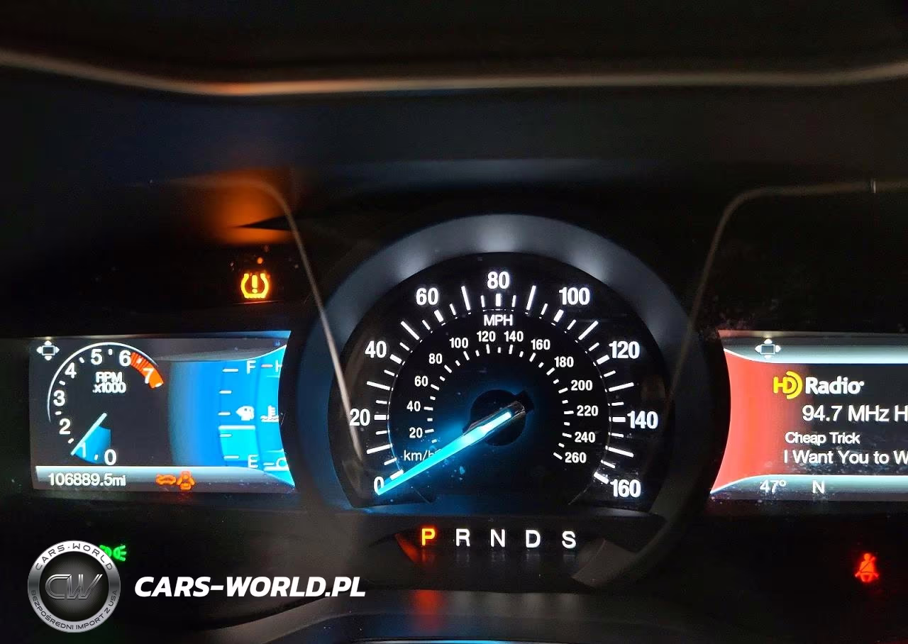 2018 Ford Fusion Titanium VIN:3FA6P0D91JR146123 - 9