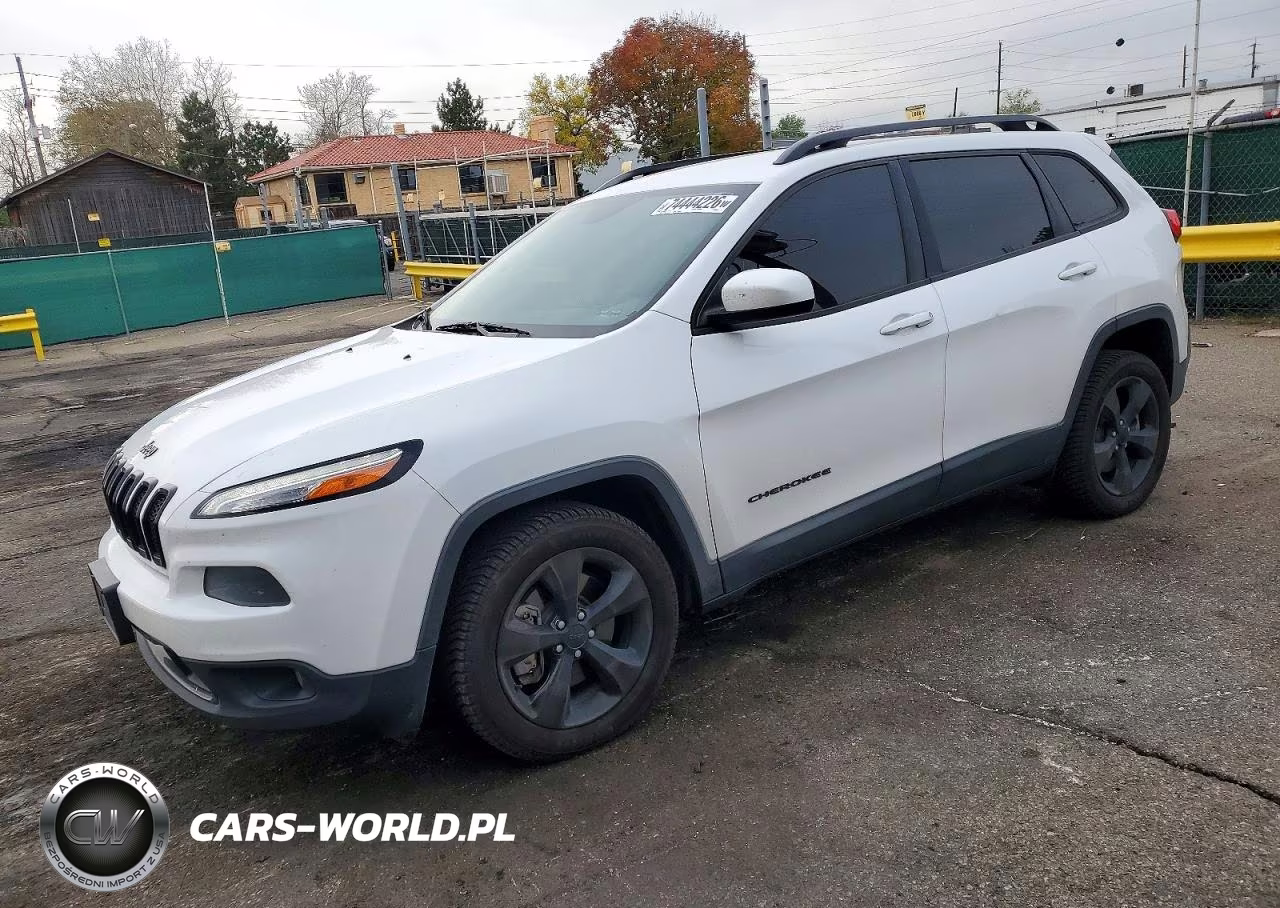 2018 Jeep Cherokee Latitude VIN:1C4PJLCX8JD523878 - 1