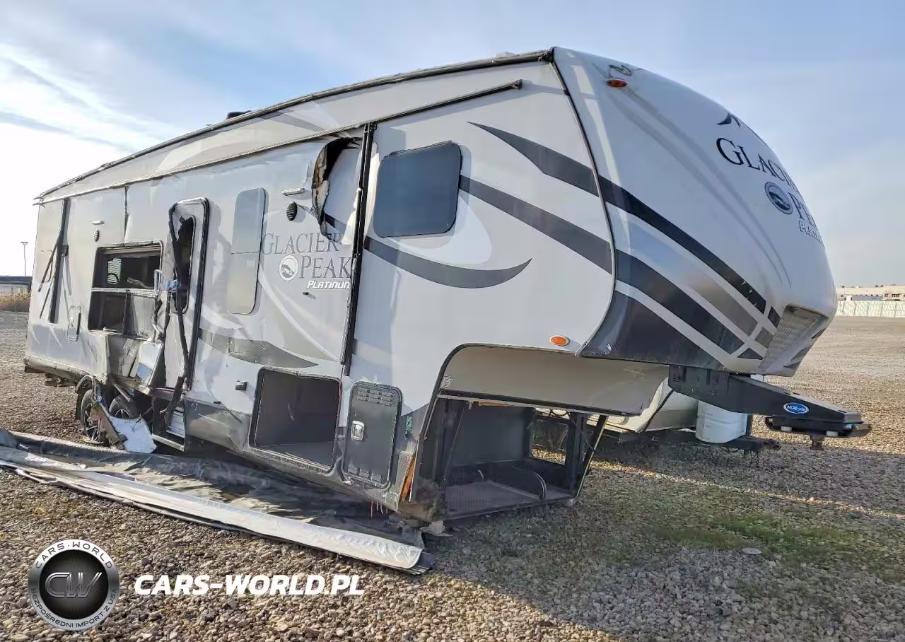 2016 Glaicer Fifth Wheel