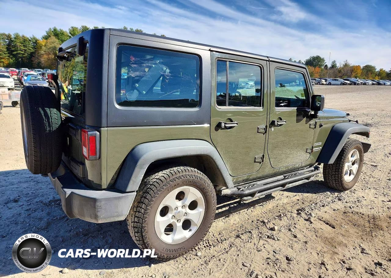 2016 Jeep Wrangler Unlimited Sport VIN:1C4BJWDG8GL136997 - 3