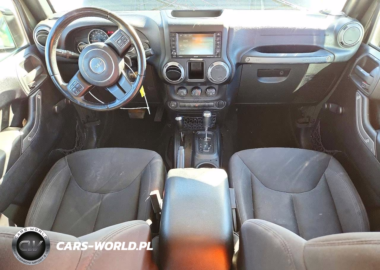 2016 Jeep Wrangler Unlimited Sport VIN:1C4BJWDG8GL136997 - 8