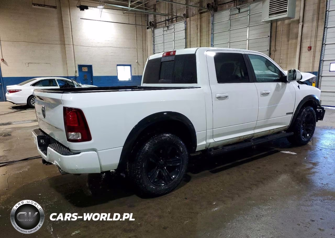 2014 Ram 1500 Sport VIN:1C6RR7MT1ES188377 - 3