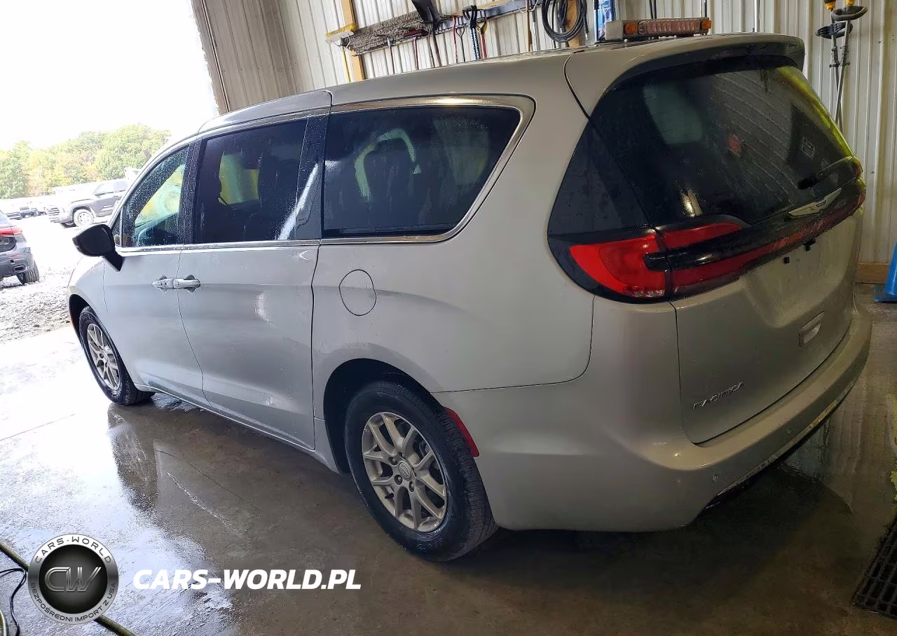 2026 Chrysler Pacifica Select VIN:2C4RC1BG3TR221424 - 2