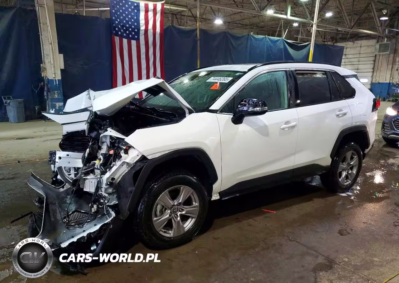 2025 Toyota Rav4 Xle