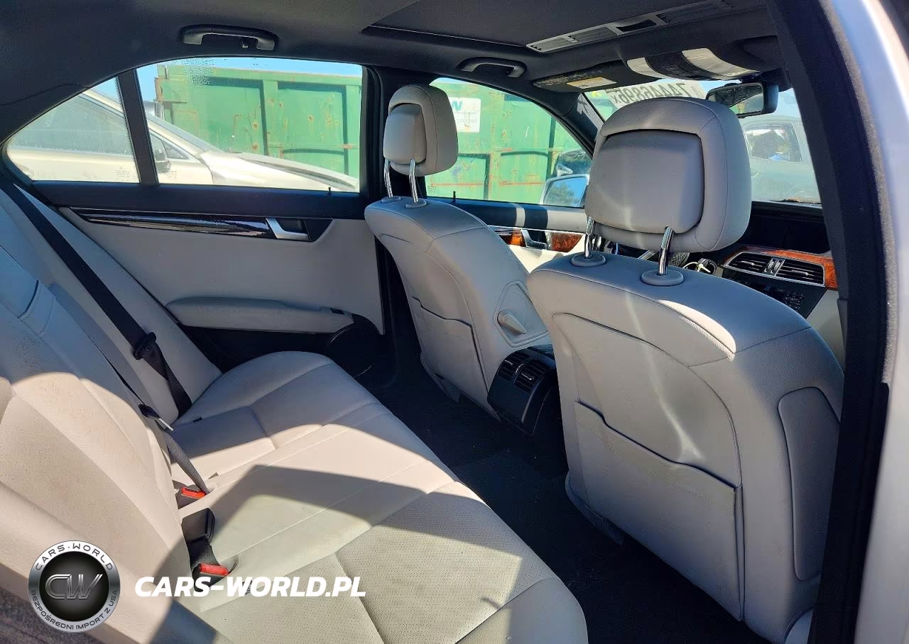 2012 Mercedes-Benz C 250 VIN:WDDGF4HB4CR213341 - 10