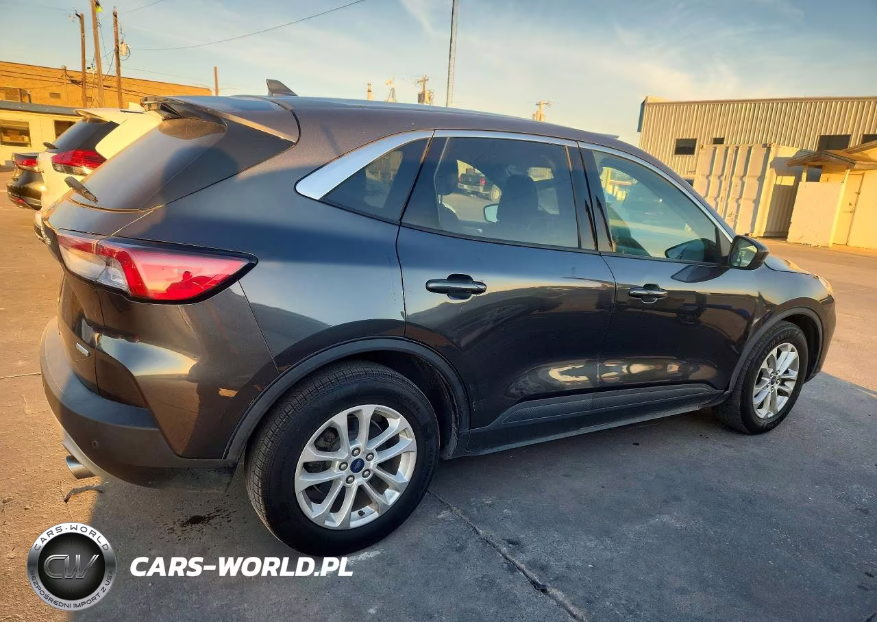 2020 Ford Escape Se VIN:1FMCU0G69LUB84164 - 3