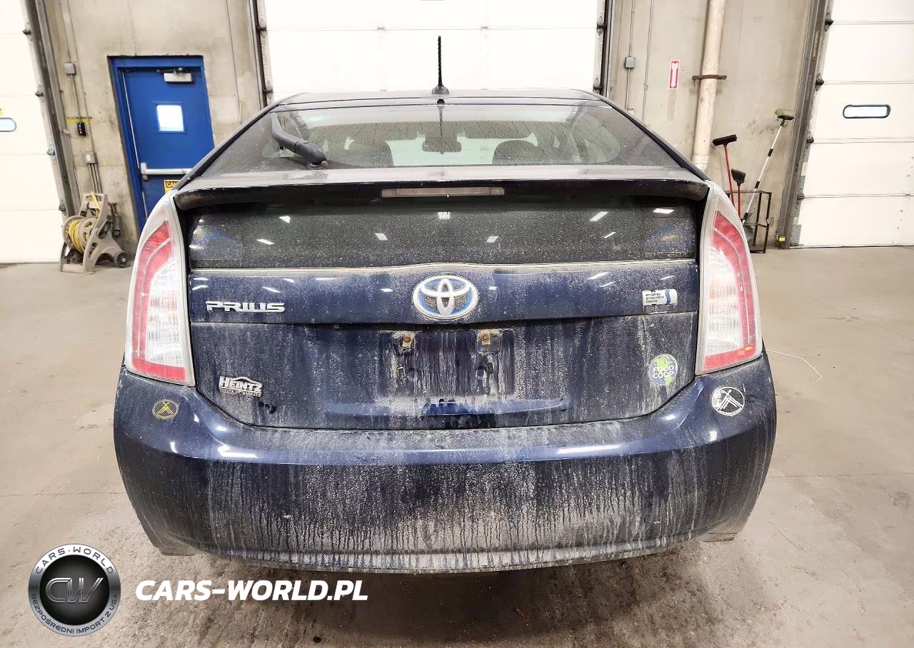 2013 Toyota Prius Three VIN:JTDKN3DU3D0352309 - 6