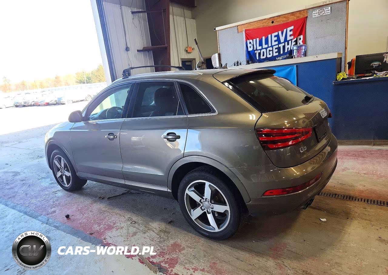 2015 Audi Q3 Premium Plus VIN:WA1EFCFS0FR012579 - 2