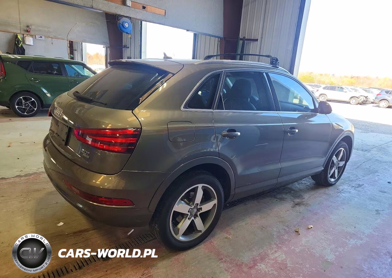 2015 Audi Q3 Premium Plus VIN:WA1EFCFS0FR012579 - 3