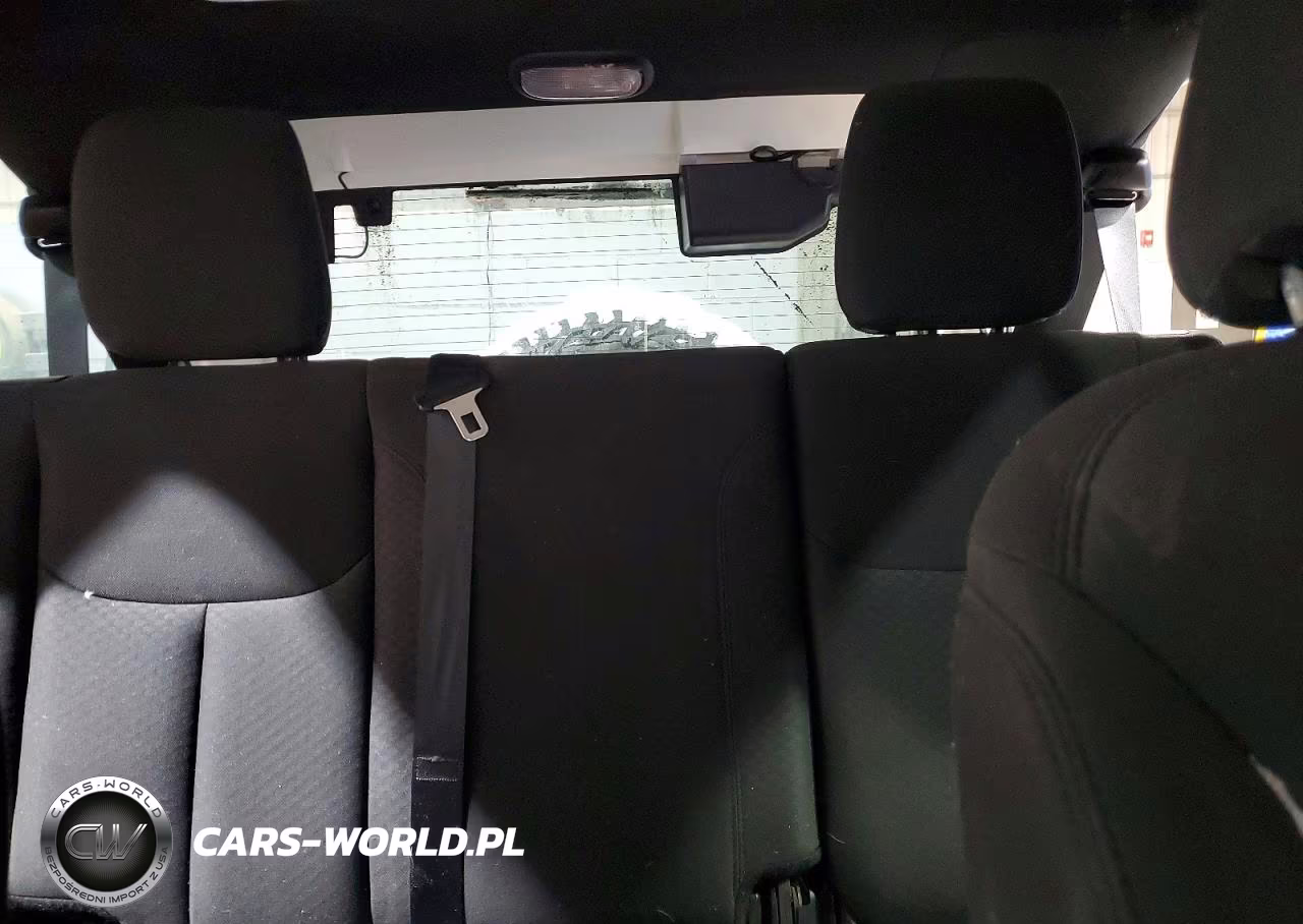 2018 Jeep Wrangler Unlimited Sport VIN:1C4BJWDG9JL853769 - 10