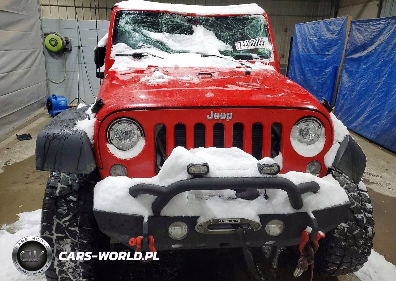 2018 Jeep Wrangler Unlimited Sport VIN:1C4BJWDG9JL853769 - 5