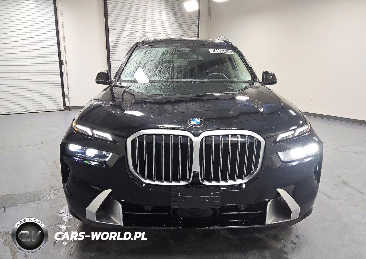 2026 BMW X7 xDrive40I VIN:5UX23EM00T9069308 - 3