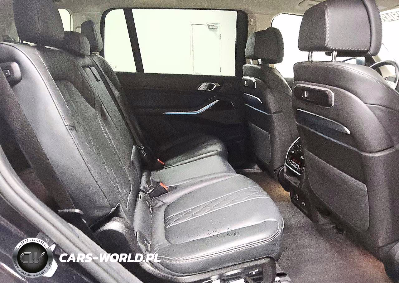 2026 BMW X7 xDrive40I VIN:5UX23EM00T9069308 - 7