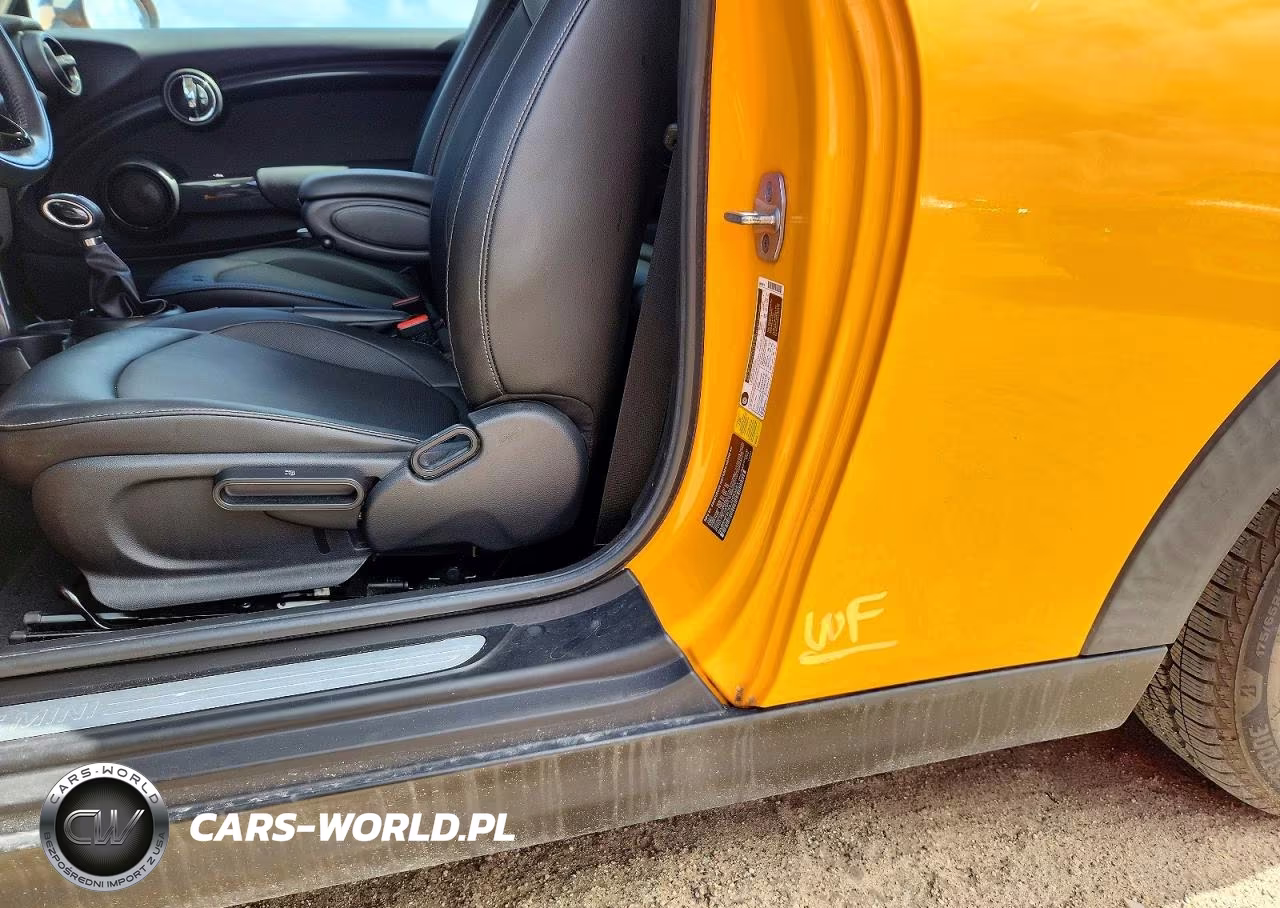 2018 Mini Cooper VIN:WMWXP5C50J3C65581 - 12