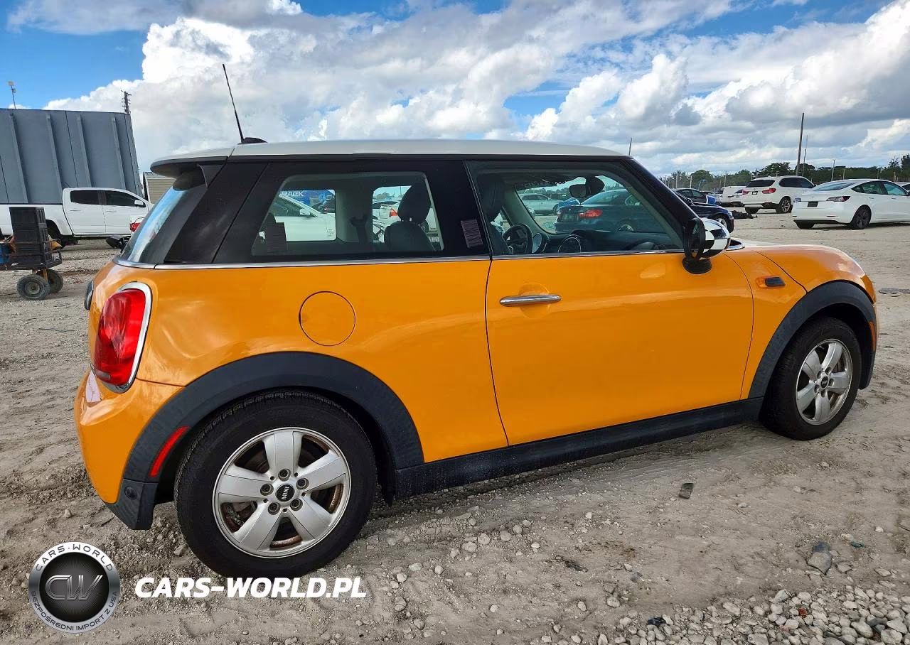 2018 Mini Cooper VIN:WMWXP5C50J3C65581 - 3