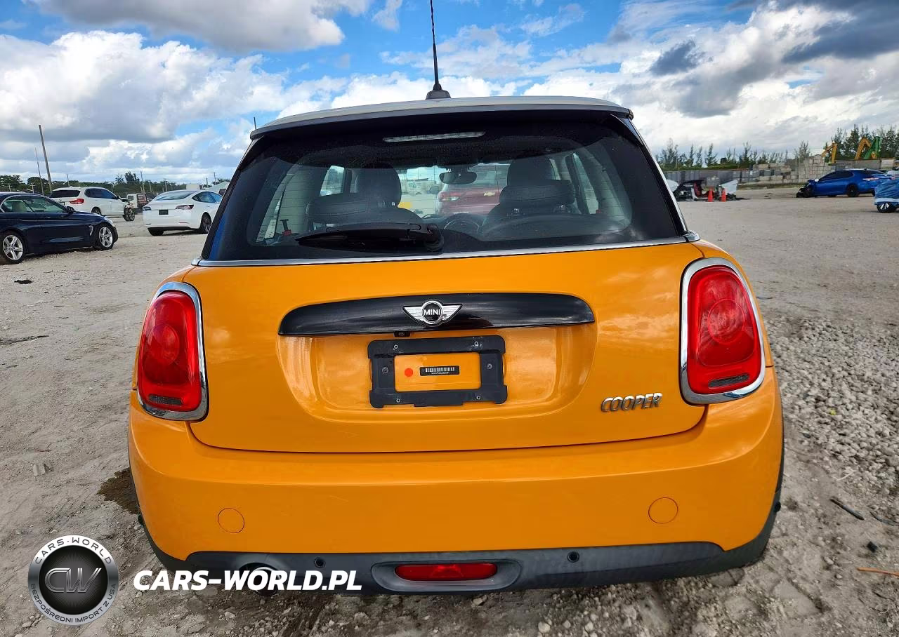 2018 Mini Cooper VIN:WMWXP5C50J3C65581 - 6