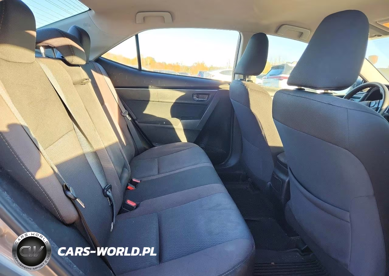 2017 Toyota Corolla Le VIN:2T1BURHE8HC772832 - 10