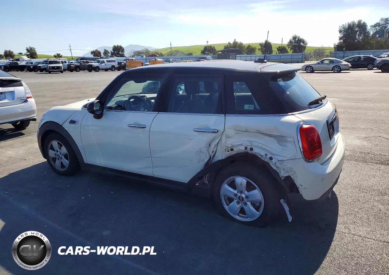 2017 Mini Cooper VIN:WMWXU1C38H2F77082 - 2