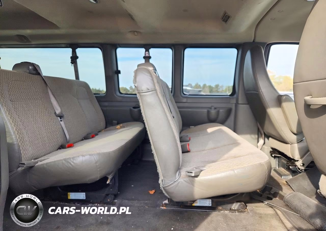 2010 Chevrolet Express G3500 Lt VIN:1GA2G1DGXA1176415 - 11