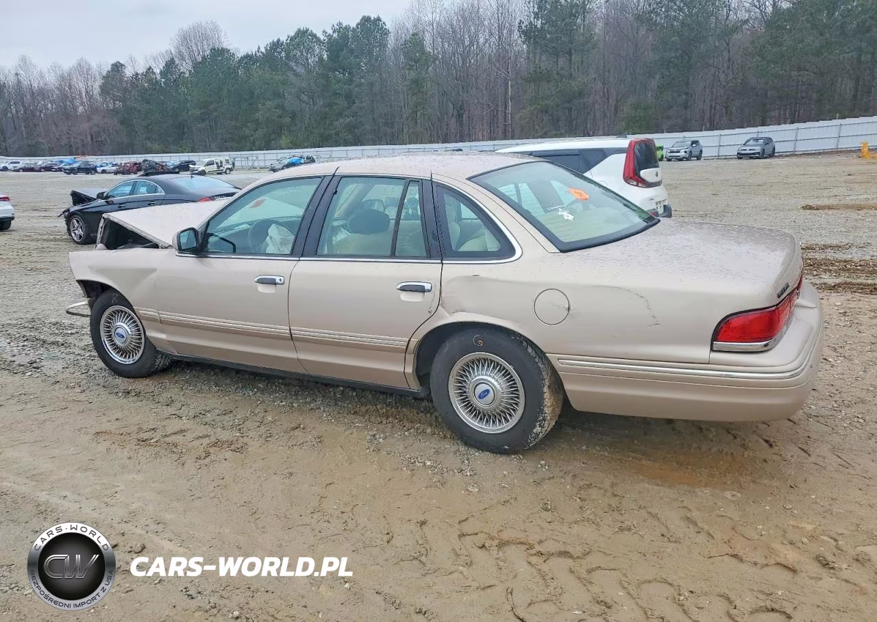 1997 Ford Crown Victoria VIN:2FALP73W2VX226105 - 2
