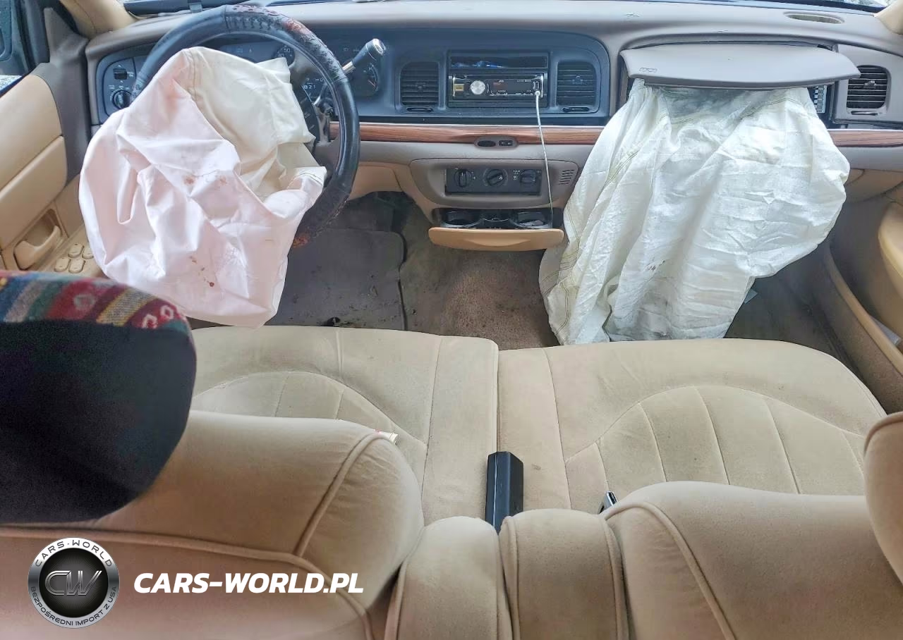 1997 Ford Crown Victoria VIN:2FALP73W2VX226105 - 8