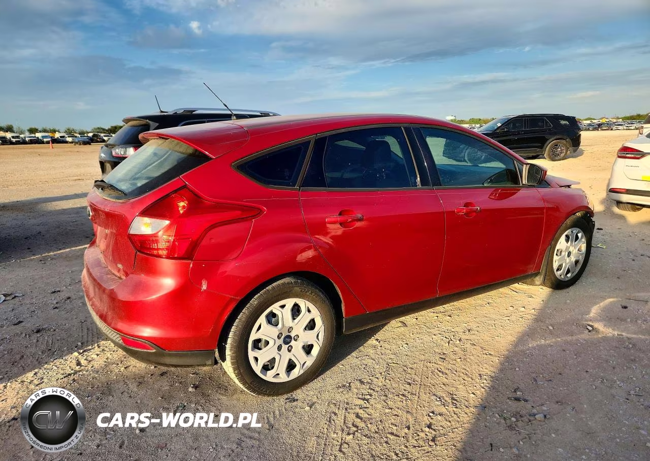 2012 Ford Focus Se VIN:1FAHP3K27CL284587 - 3