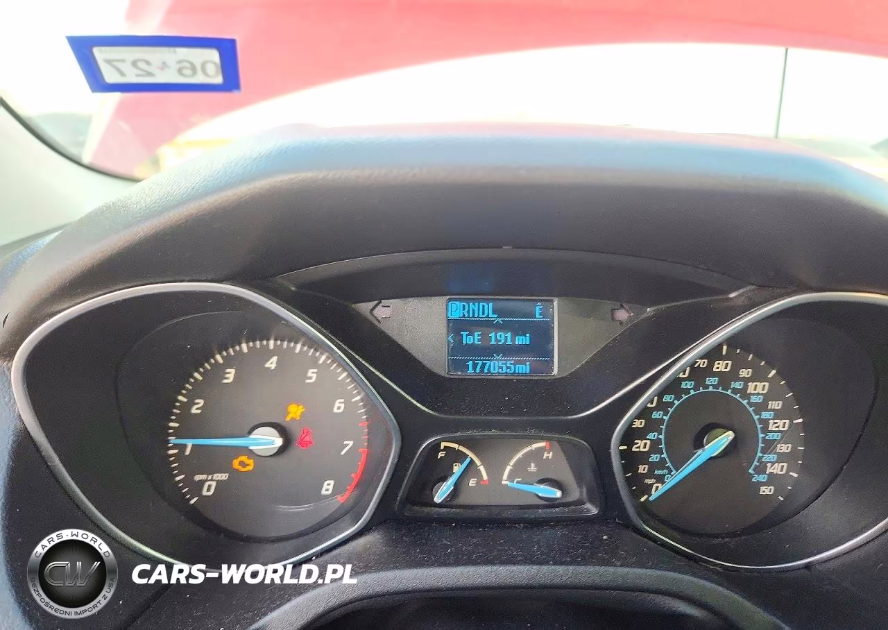 2012 Ford Focus Se VIN:1FAHP3K27CL284587 - 9