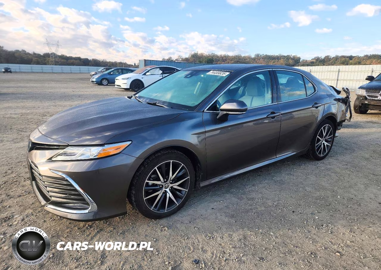 2022 Toyota Camry Xle