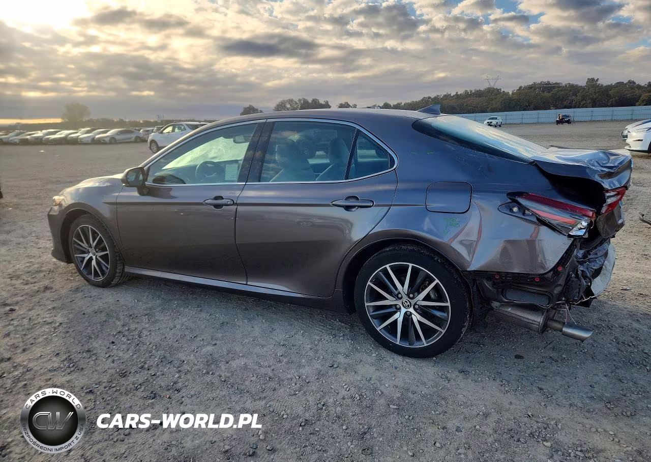 2022 Toyota Camry Xle VIN:4T1F31AK1NU588204 - 2