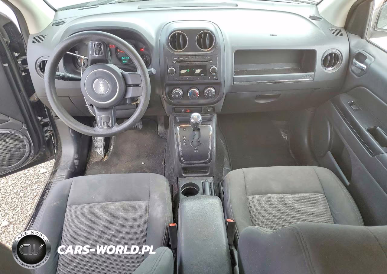 2012 Jeep Compass Sport VIN:1C4NJCBA9CD618165 - 8