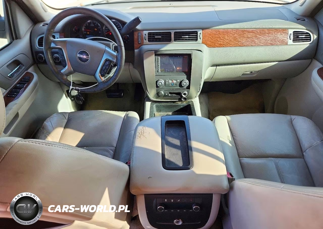 2007 GMC Yukon VIN:1GKFK13047R230303 - 8