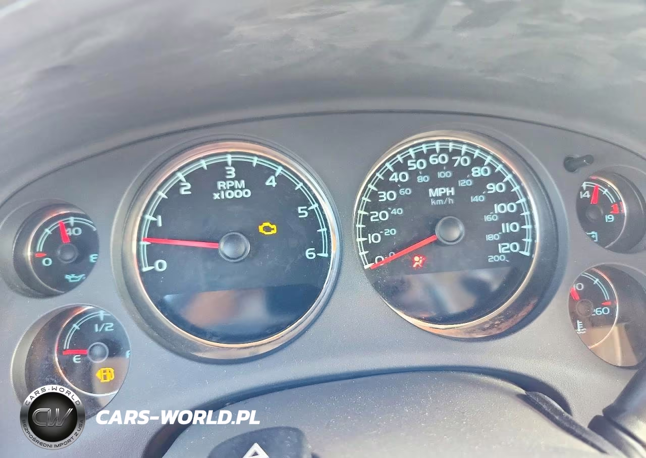 2007 GMC Yukon VIN:1GKFK13047R230303 - 9