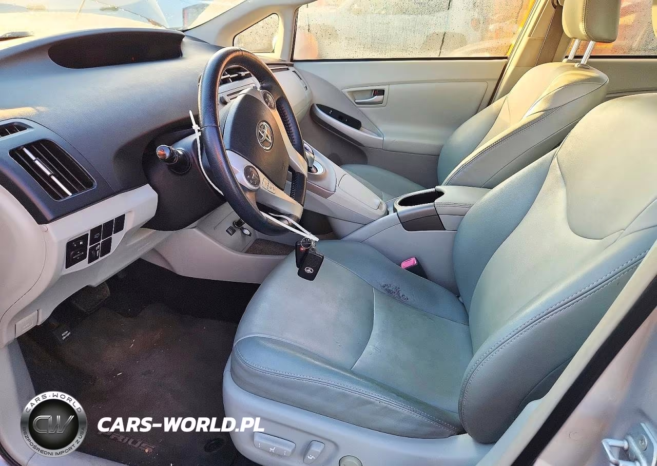 2013 Toyota Prius Five VIN:JTDKN3DU9D1680862 - 7