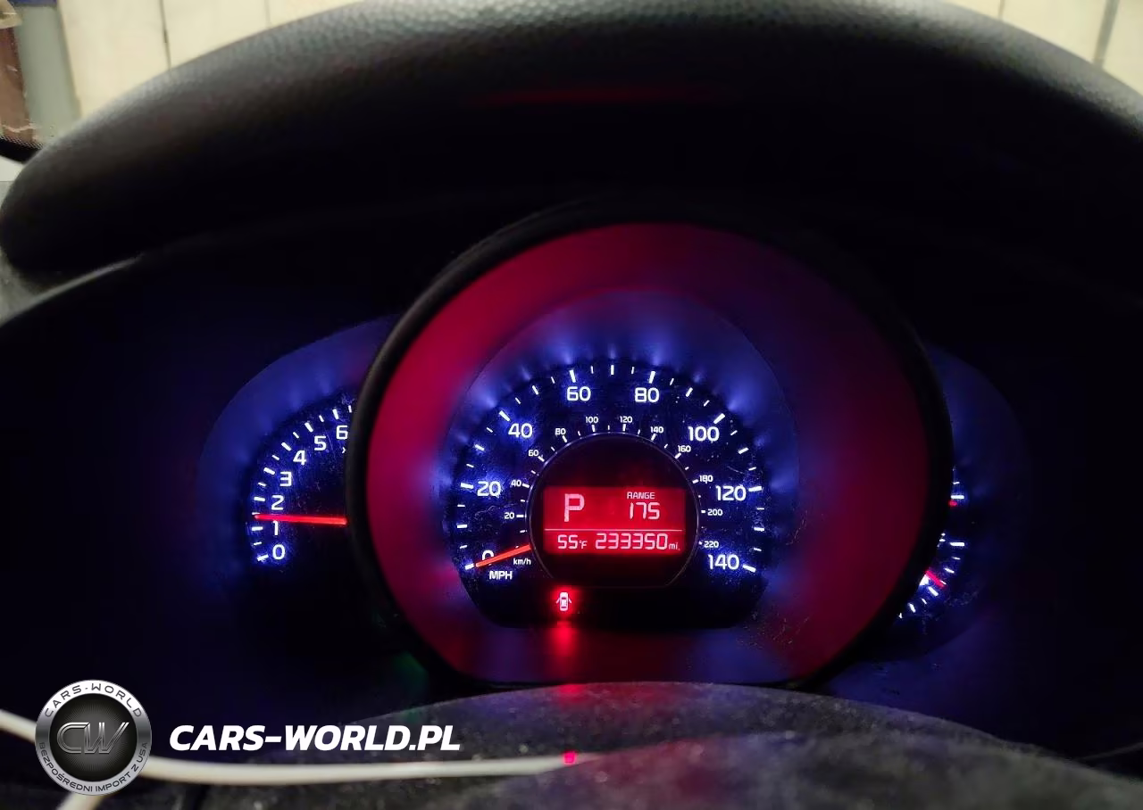 2018 Kia Soul + VIN:KNDJP3A51J7510054 - 9