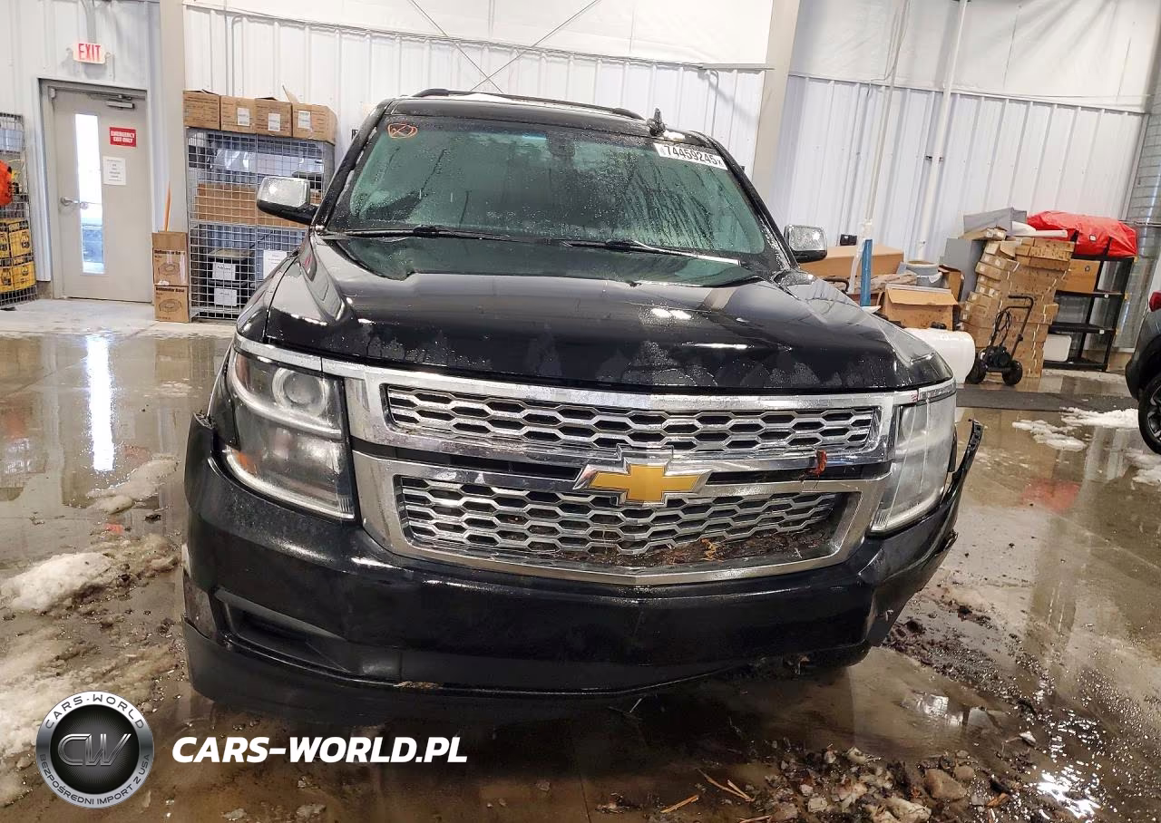 2018 Chevrolet Suburban K1500 VIN:1GNSKKEC1JR298905 - 5