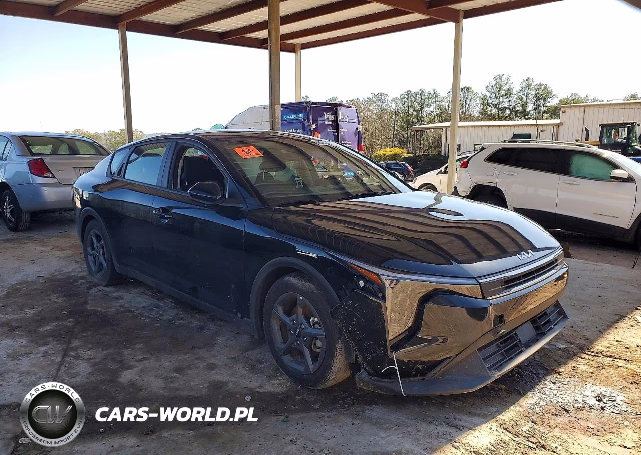 2025 Kia K4 Lxs VIN:3KPFT4DE1SE045716 - 4