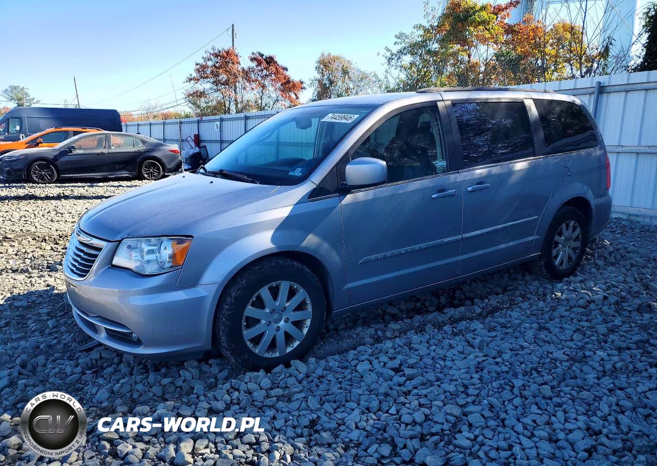 2016 Chrysler Town & Country Touring VIN:2C4RC1BG2GR199664 - 1