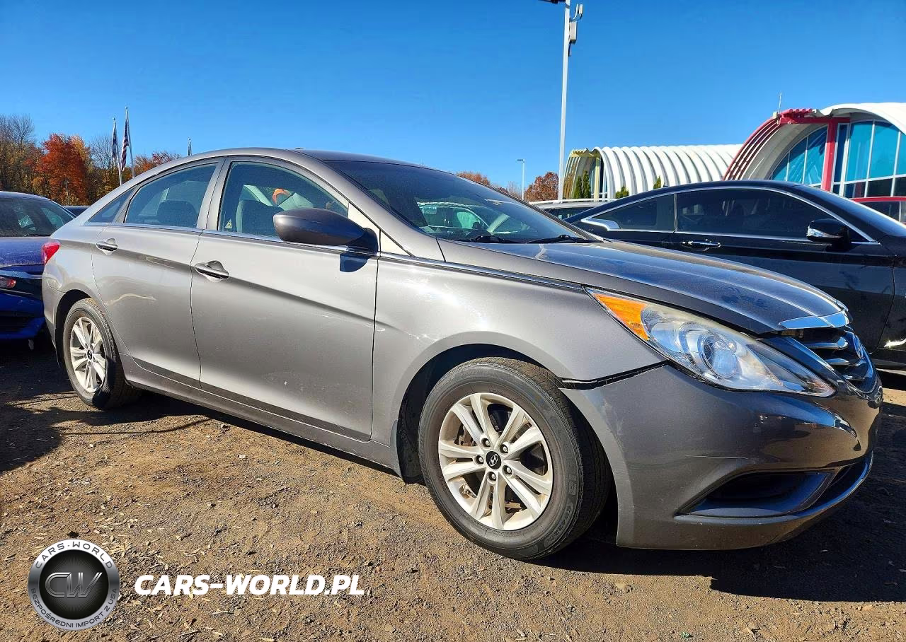 2012 Hyundai Sonata Gls VIN:5NPEB4AC1CH430644 - 4