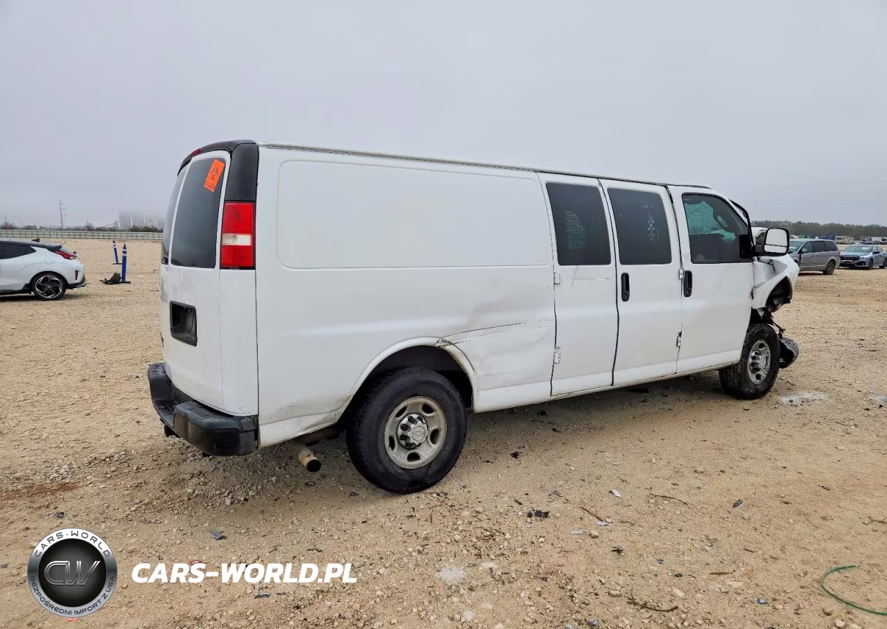 2016 Chevrolet Express G2500 Utility - Service Van VIN:1GCWGBFF1G1166450 - 3
